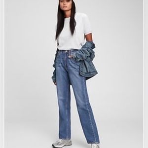Gap Teen Sky High Loose jeans teen 20, 11” rise. Fits like a women’s size 6.